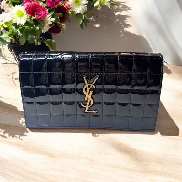 NWT YSL Patent Quilted Leather Cassandre Wallet on Chain - Picture 1 of 8